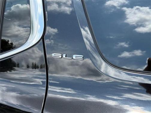 2023 GMC Acadia FWD SLE