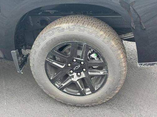 Black 2026 Chevrolet Silverado 1500 Custom
