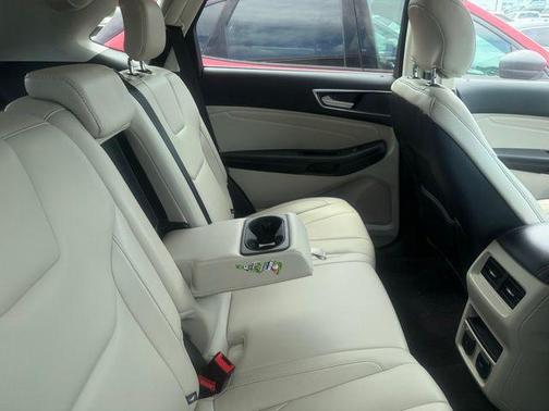 Ruby Red Metallic Tinted Clearcoat 2019 Ford Edge Titanium