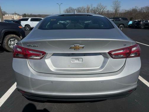 2020 Chevrolet Malibu FWD LT