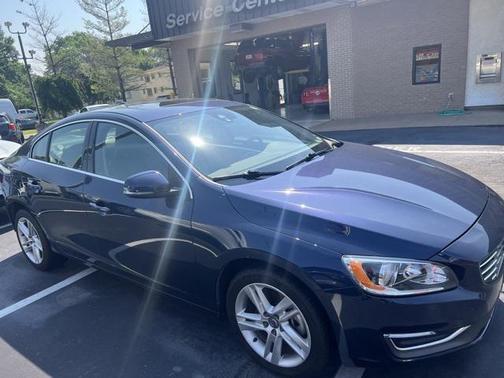 2015 Volvo S60 T5 Premier