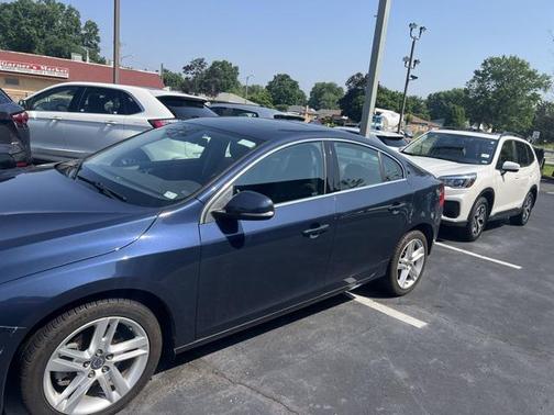 2015 Volvo S60 T5 Premier