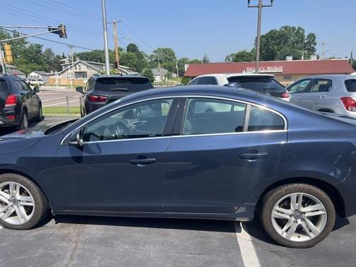 2015 Volvo S60 T5 Premier