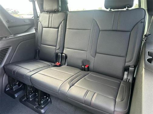 2026 Chevrolet Tahoe 4WD RST