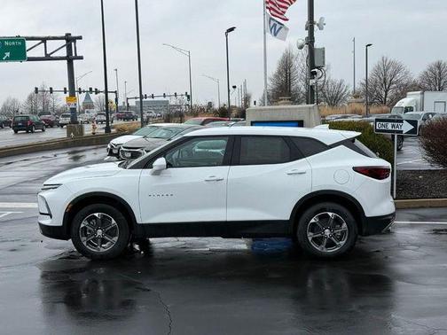 2025 Chevrolet Blazer 2LT