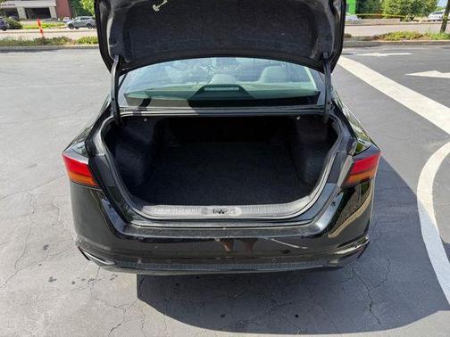 Super Black 2025 Nissan Altima 2.5 SV