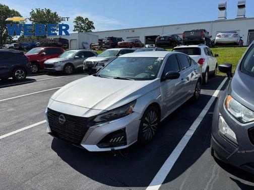 Brilliant Silver Metallic 2024 Nissan Altima 2.5 SV