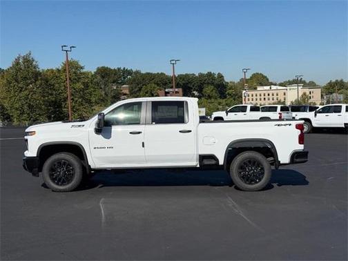 2026 Chevrolet Silverado 2500 Custom