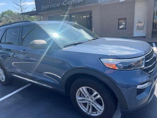 Infinite Blue Metallic Tinted Clearcoat 2021 Ford Explorer XLT