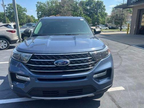 Infinite Blue Metallic Tinted Clearcoat 2021 Ford Explorer XLT