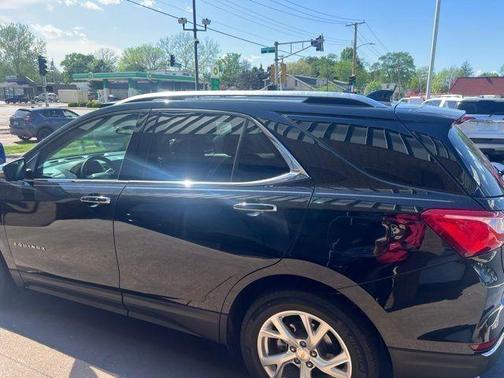 Mosaic Black Metallic 2021 Chevrolet Equinox Premier w/1LZ