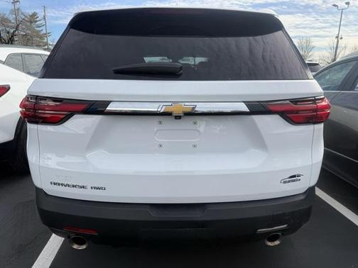 2022 Chevrolet Traverse LS