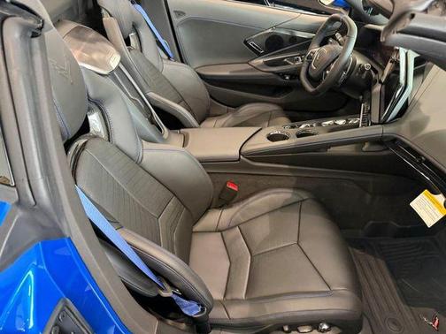 Riptide Blue Metallic 2026 Chevrolet Corvette Stingray w/2LT