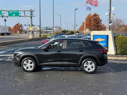 2024 Chevrolet Trax LS