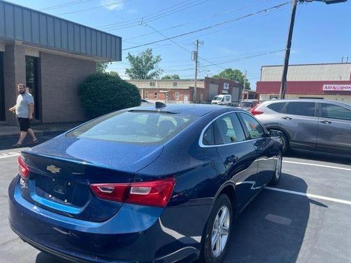 Pacific Blue Metallic 2019 Chevrolet Malibu 1LS