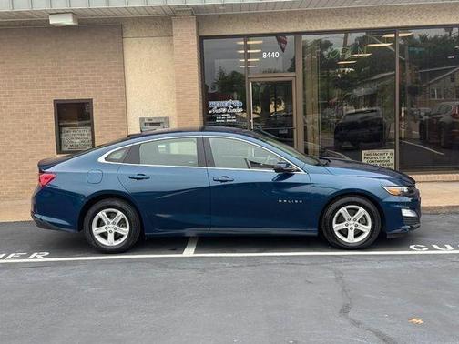 Pacific Blue Metallic 2019 Chevrolet Malibu 1LS