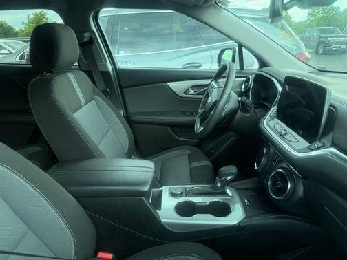 Summit White 2024 Chevrolet Blazer 2LT