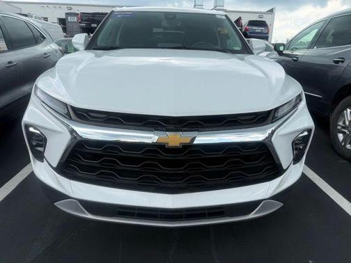 Summit White 2024 Chevrolet Blazer 2LT