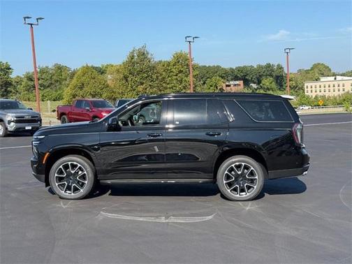 2026 Chevrolet Tahoe 4WD RST