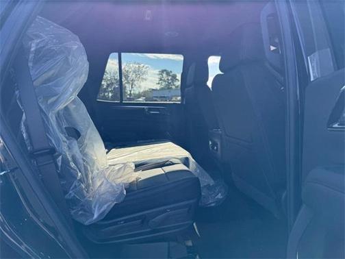 2026 Chevrolet Tahoe 4WD RST