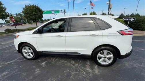 2023 Ford Edge SE