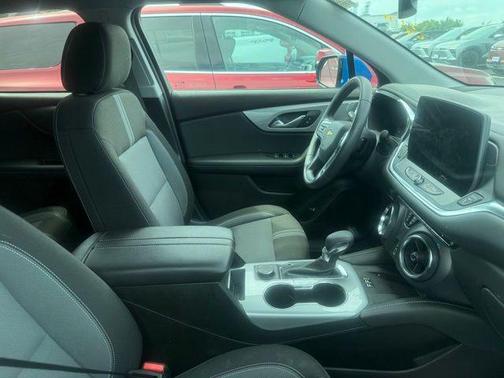 Riptide Blue Metallic 2024 Chevrolet Blazer 2LT