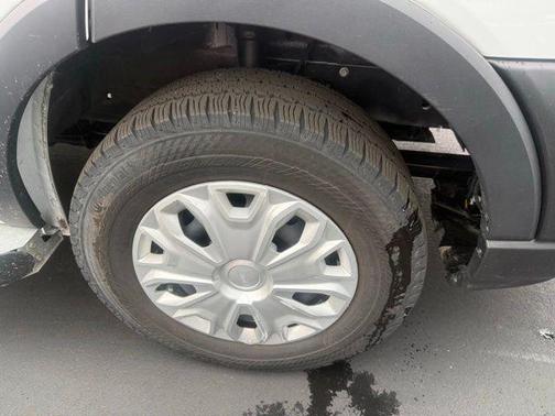 Oxford White 2025 Ford Transit-250 Base