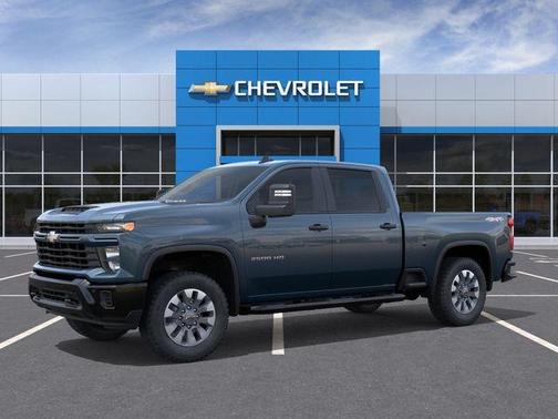 Lakeshore Blue Metallic 2026 Chevrolet Silverado 2500 Custom