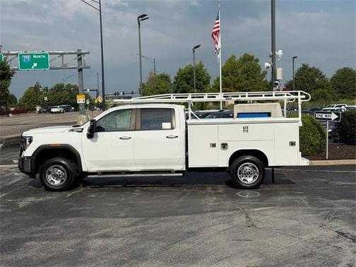 2024 GMC Sierra 2500 Base