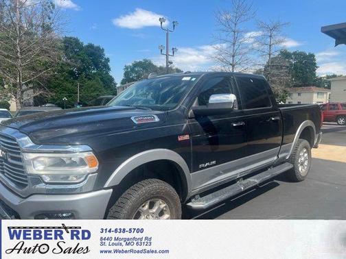 Diamond Black Crystal Pearlcoat 2022 RAM 2500 Laramie Crew Cab 4x4 6'4' Box