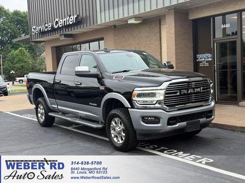 Diamond Black Crystal Pearlcoat 2022 RAM 2500 Laramie Crew Cab 4x4 6'4' Box