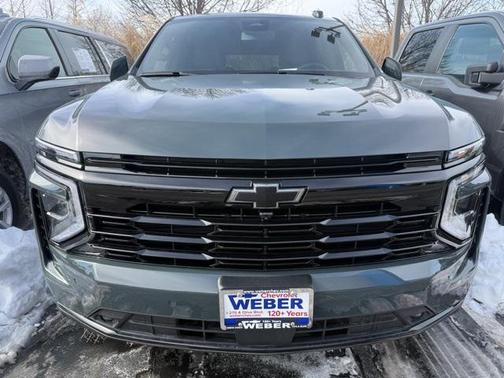 2025 Chevrolet Suburban RST