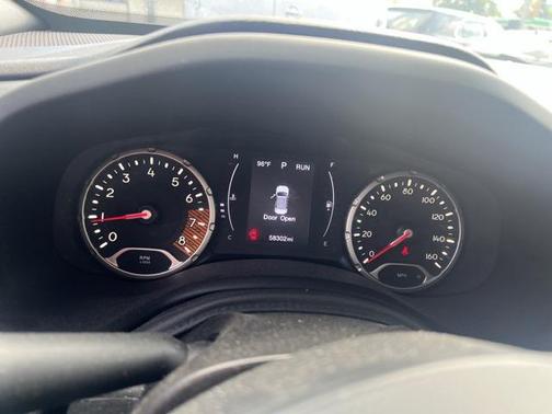 2020 Jeep Renegade Altitude