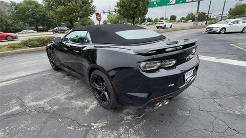2021 Chevrolet Camaro RWD Convertible LT1
