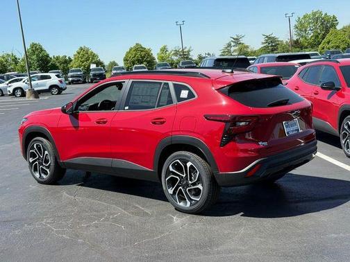 Apex Red 2026 Chevrolet Trax FWD 2RS