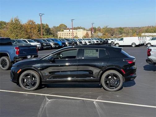 2026 Chevrolet Equinox EV RS
