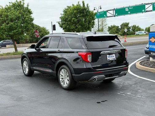 Agate Black Metallic 2024 Ford Explorer Limited