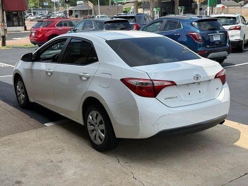 Super White 2014 Toyota Corolla LE