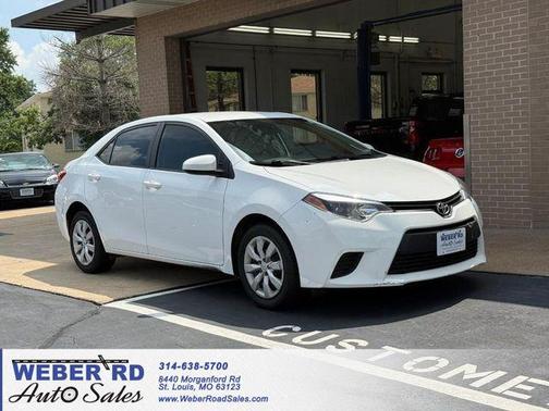 Super White 2014 Toyota Corolla LE
