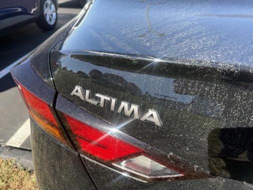 2024 Nissan Altima SR FWD
