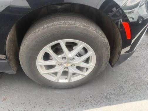 Mosaic Black Metallic 2024 Chevrolet Equinox 1LT