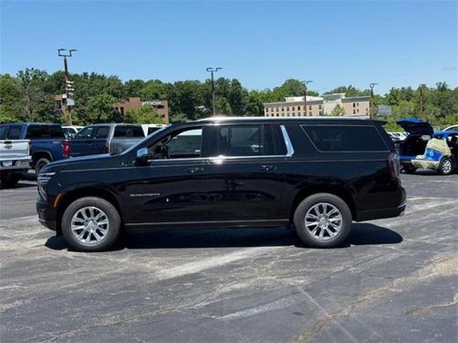 2025 Chevrolet Suburban Premier
