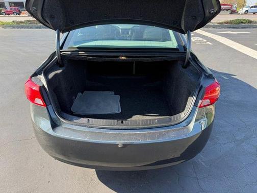 Nightfall Gray Metallic 2019 Chevrolet Impala 1LT