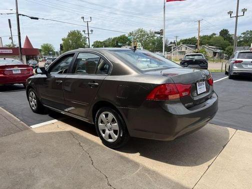 Metal Bronze 2010 Kia Optima LX
