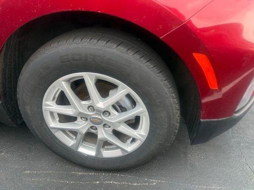 Radiant Red Tintcoat 2024 Chevrolet Equinox 1LT