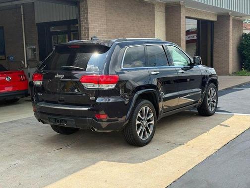 Billet Silver Metallic Clearcoat 2018 Jeep Grand Cherokee Overland