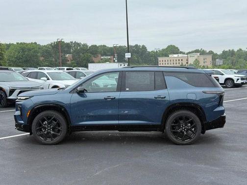 Lakeshore Blue Metallic 2026 Chevrolet Traverse RS