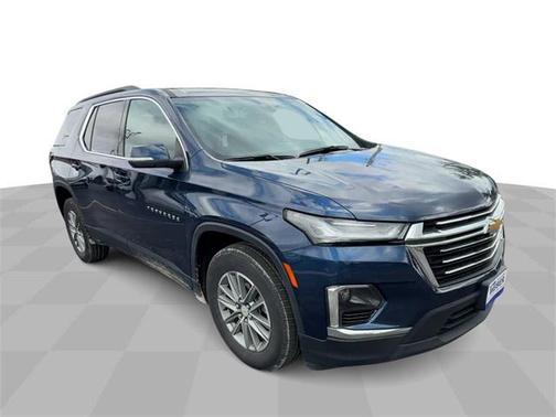 2022 Chevrolet Traverse LT Cloth