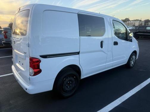 2021 Nissan NV200 SV