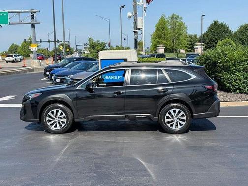 Crystal Black Silica 2023 Subaru Outback Premium